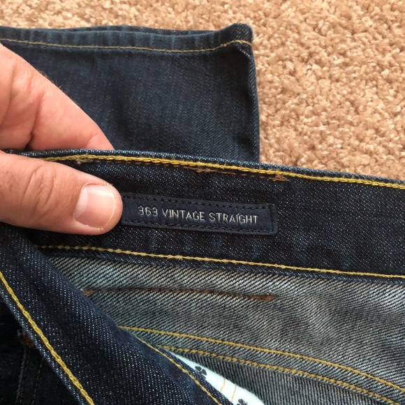 Lucky Brand Dark Jeans - Picture 6 of 7